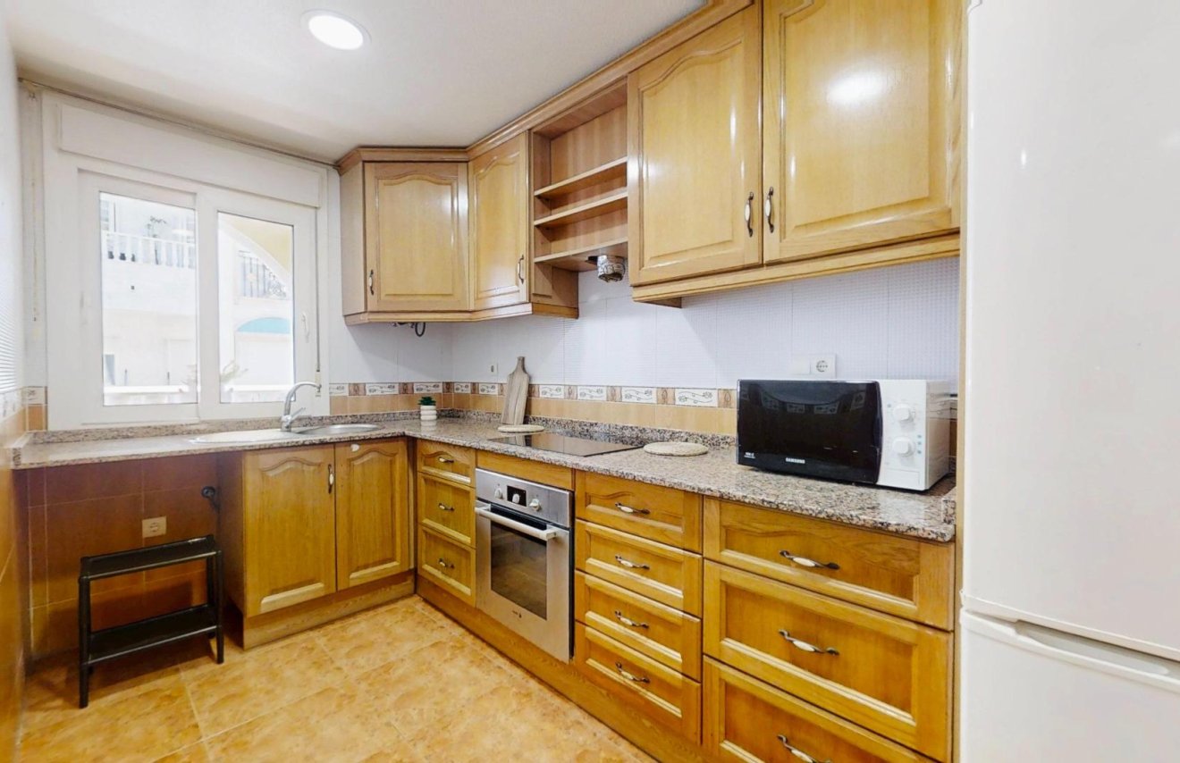 Resale - Piso - Torrevieja - Centro