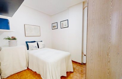 Resale - Piso - Torrevieja - Centro