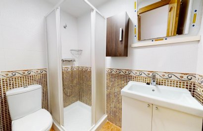 Resale - Piso - Torrevieja - Centro