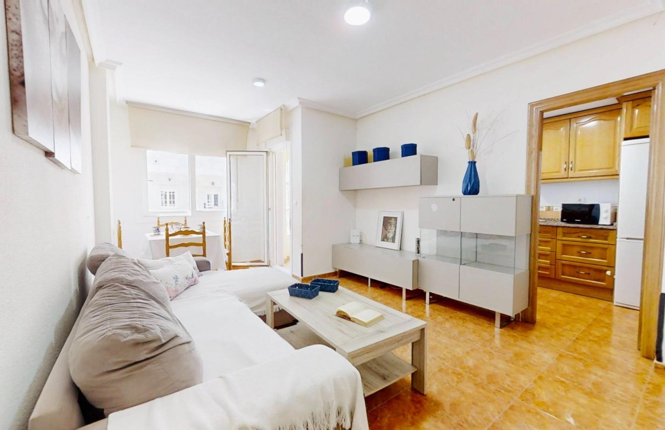 Resale - Piso - Torrevieja - Centro