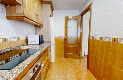 Resale - Piso - Torrevieja - Centro