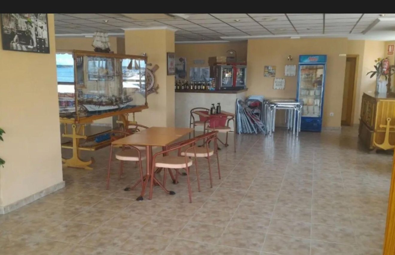 Revente - Local comercial - Torrevieja - Acequion