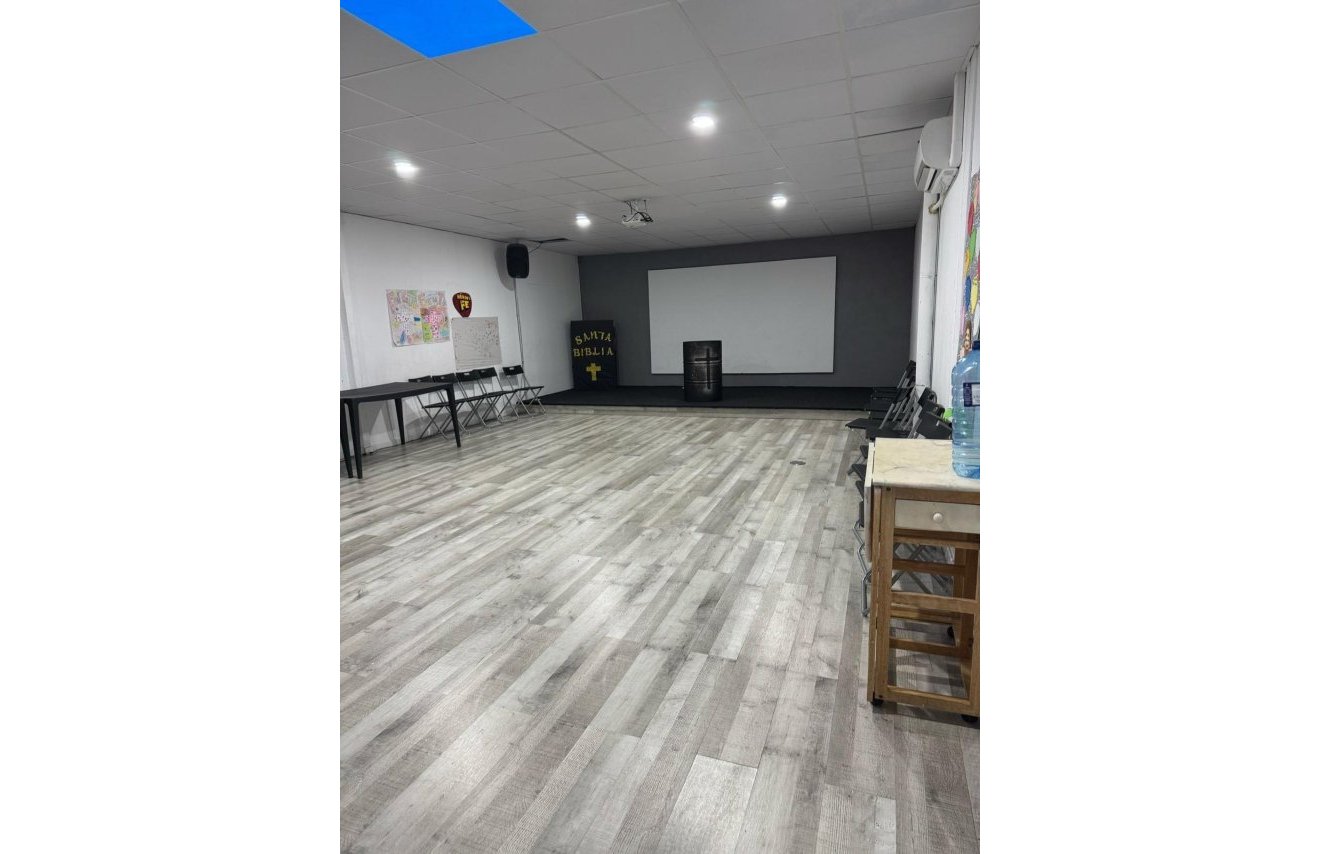 Revente - Local comercial - Torrevieja - Playa de los Locos