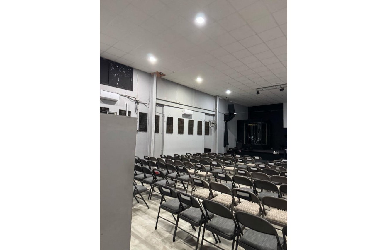 Revente - Local comercial - Torrevieja - Playa de los Locos