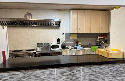 Revente - Local comercial - Torrevieja - Playa de los Locos