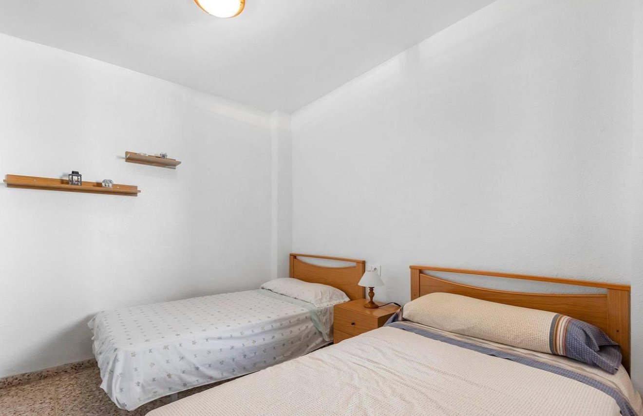 Resale - Apartamento - Torrevieja - torrevieja