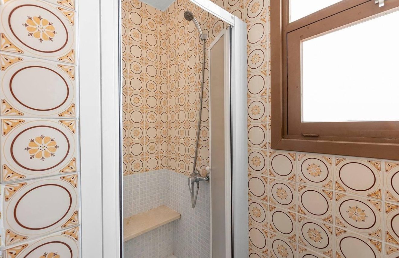 Resale - Apartamento - Torrevieja - torrevieja