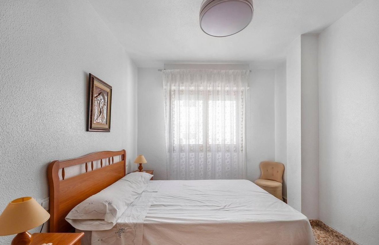 Resale - Apartamento - Torrevieja - torrevieja
