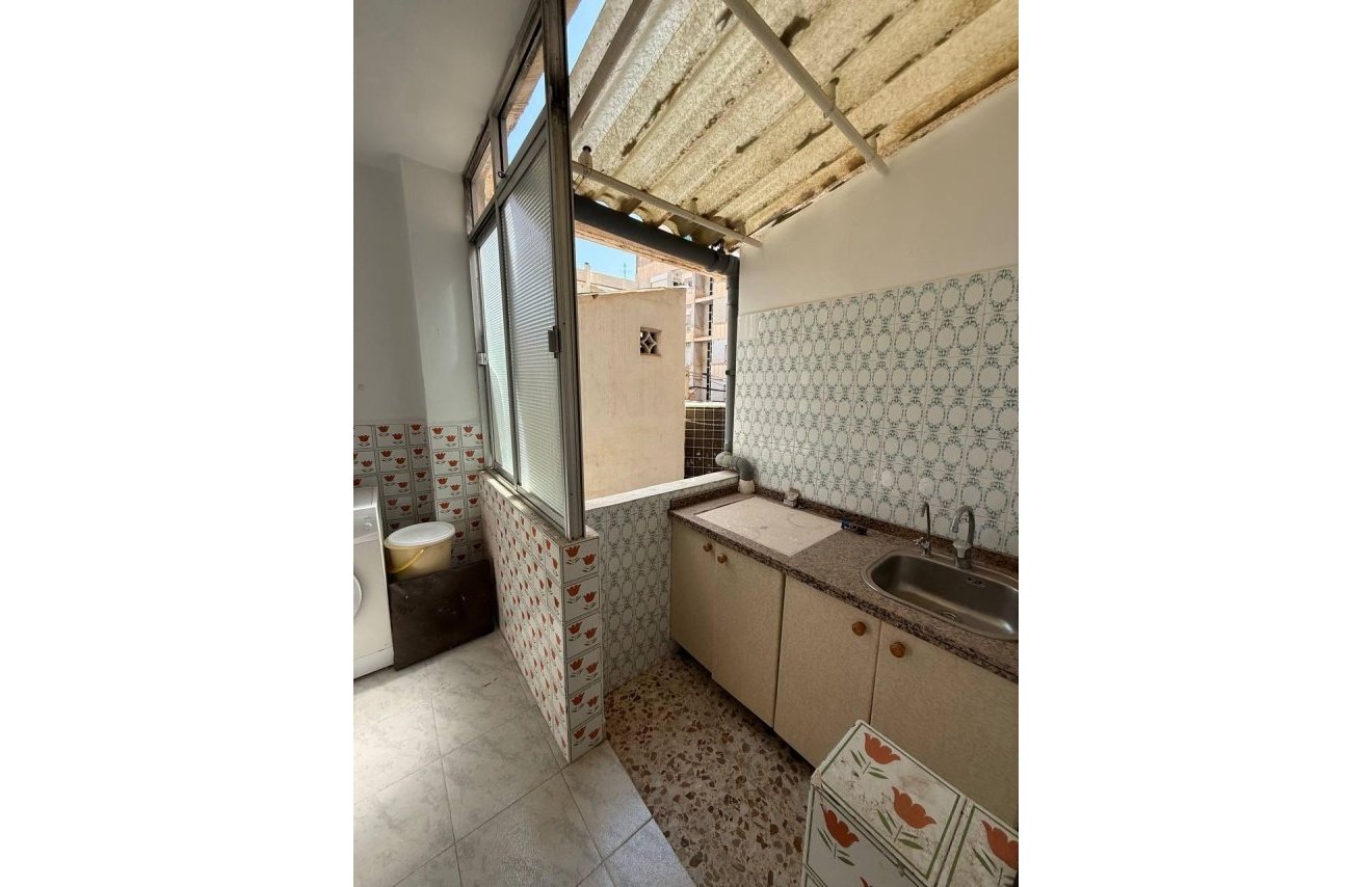 Revente - Apartamento - Torrevieja - Estacion de autobuses