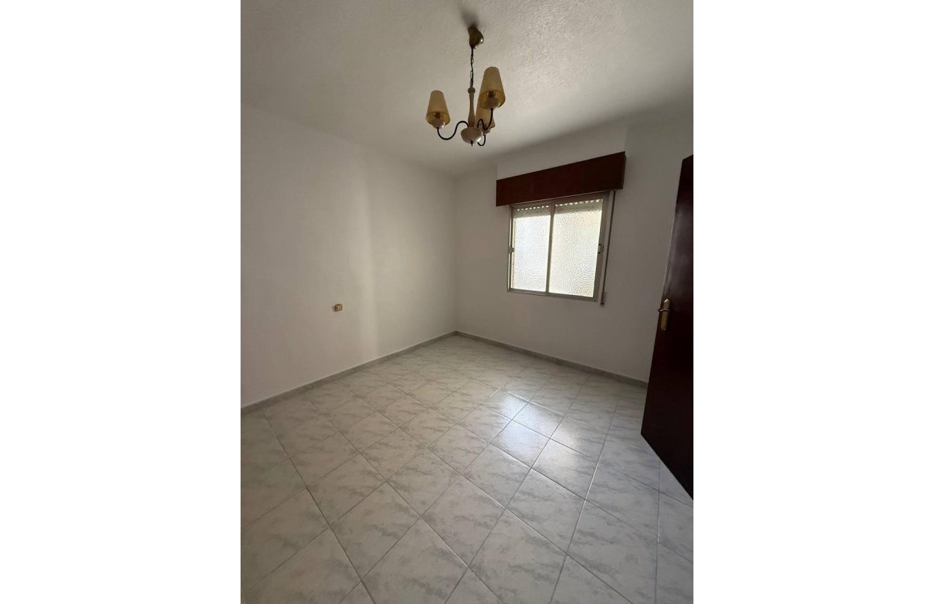 Revente - Apartamento - Torrevieja - Estacion de autobuses