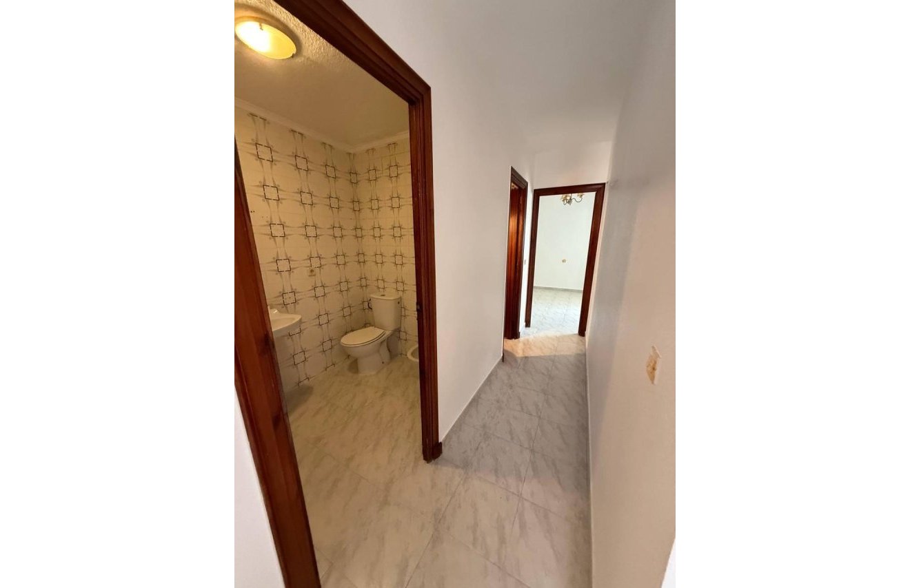 Revente - Apartamento - Torrevieja - Estacion de autobuses