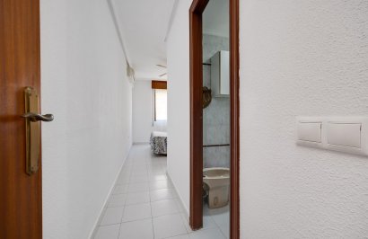 Reventa - Apartamento - Torrevieja - Las Piscinas Naturales