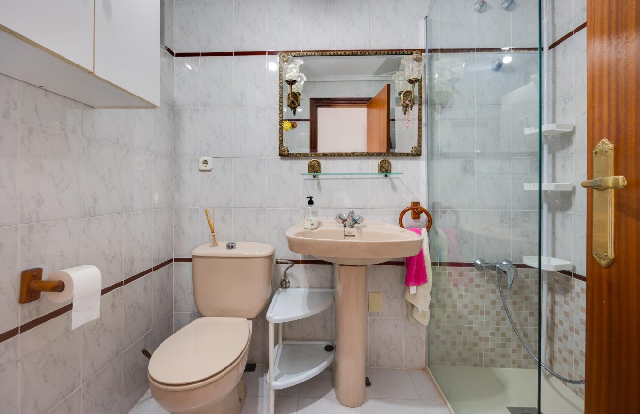 Reventa - Apartamento - Torrevieja - Las Piscinas Naturales