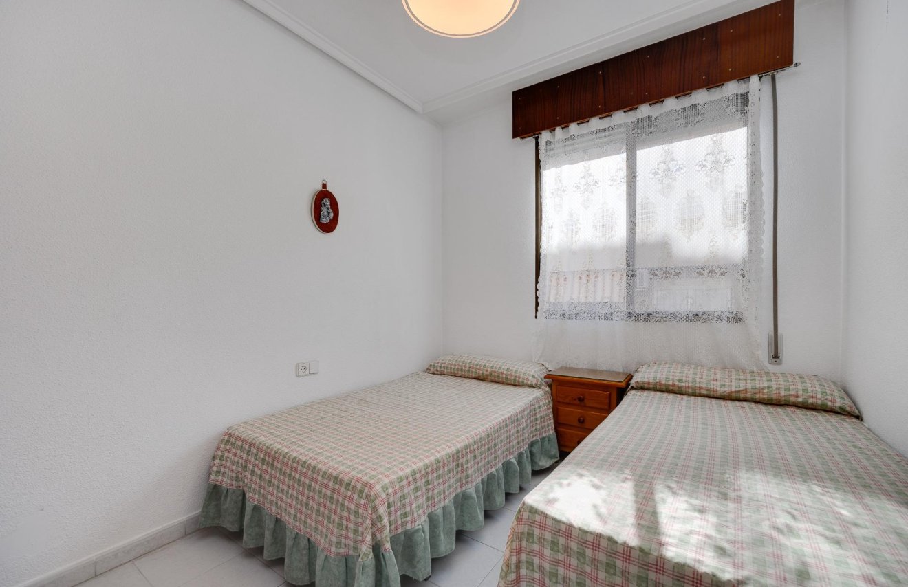 Reventa - Apartamento - Torrevieja - Las Piscinas Naturales