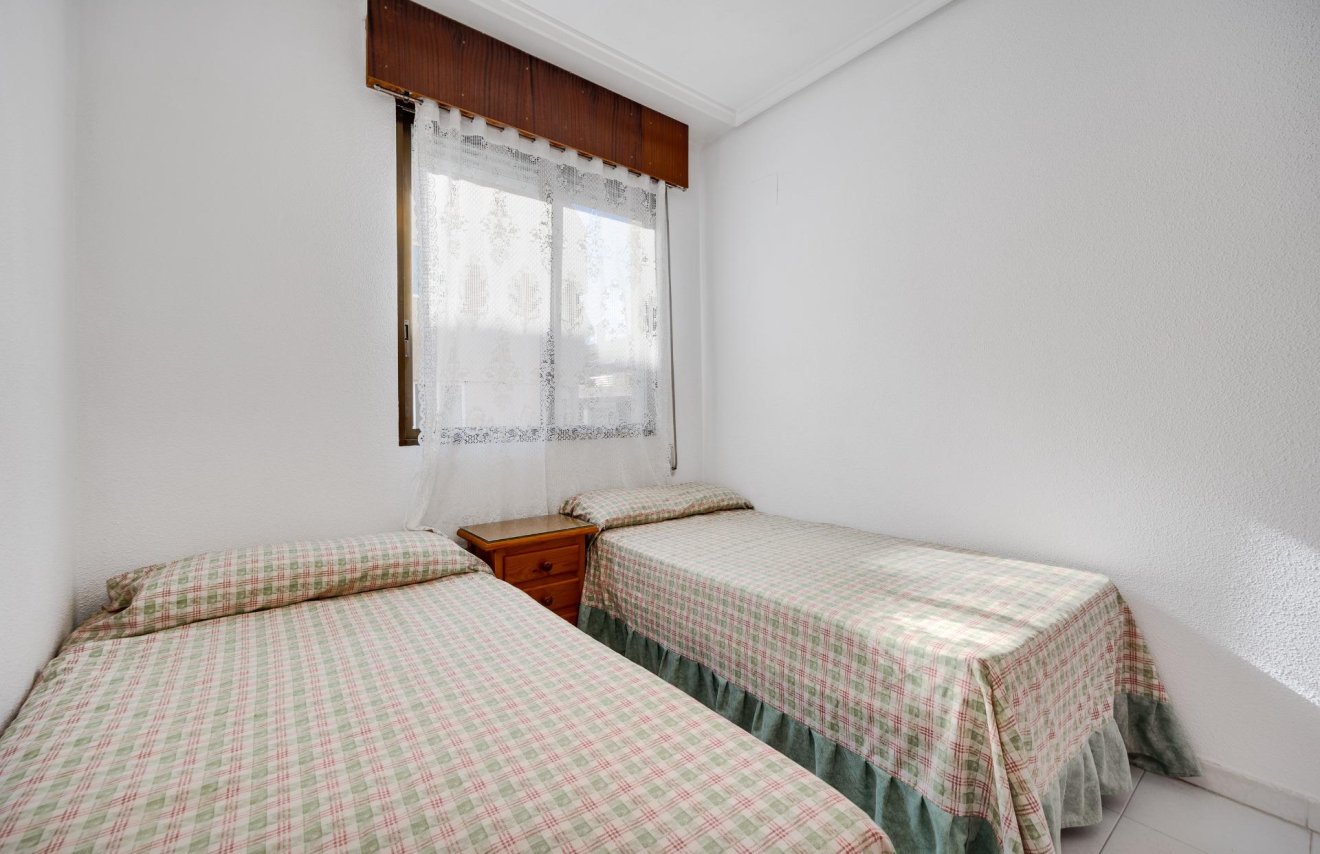 Reventa - Apartamento - Torrevieja - Las Piscinas Naturales