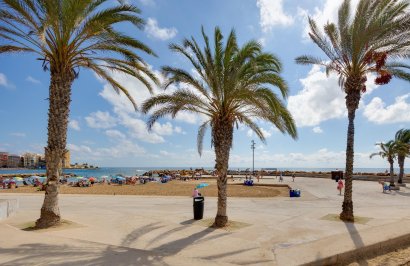 Reventa - Apartamento - Torrevieja - Las Piscinas Naturales