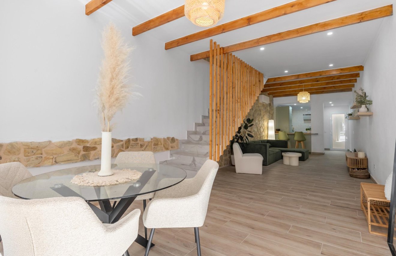 Revente - Casa Tipo Dúplex - Torrevieja - torrevieja