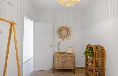 Revente - Casa Tipo Dúplex - Torrevieja - torrevieja