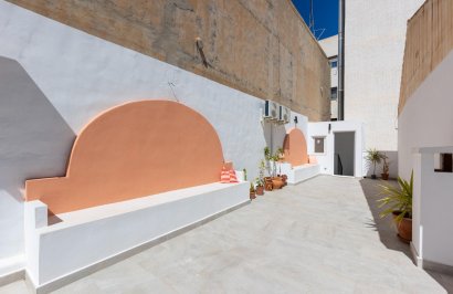 Revente - Casa Tipo Dúplex - Torrevieja - torrevieja
