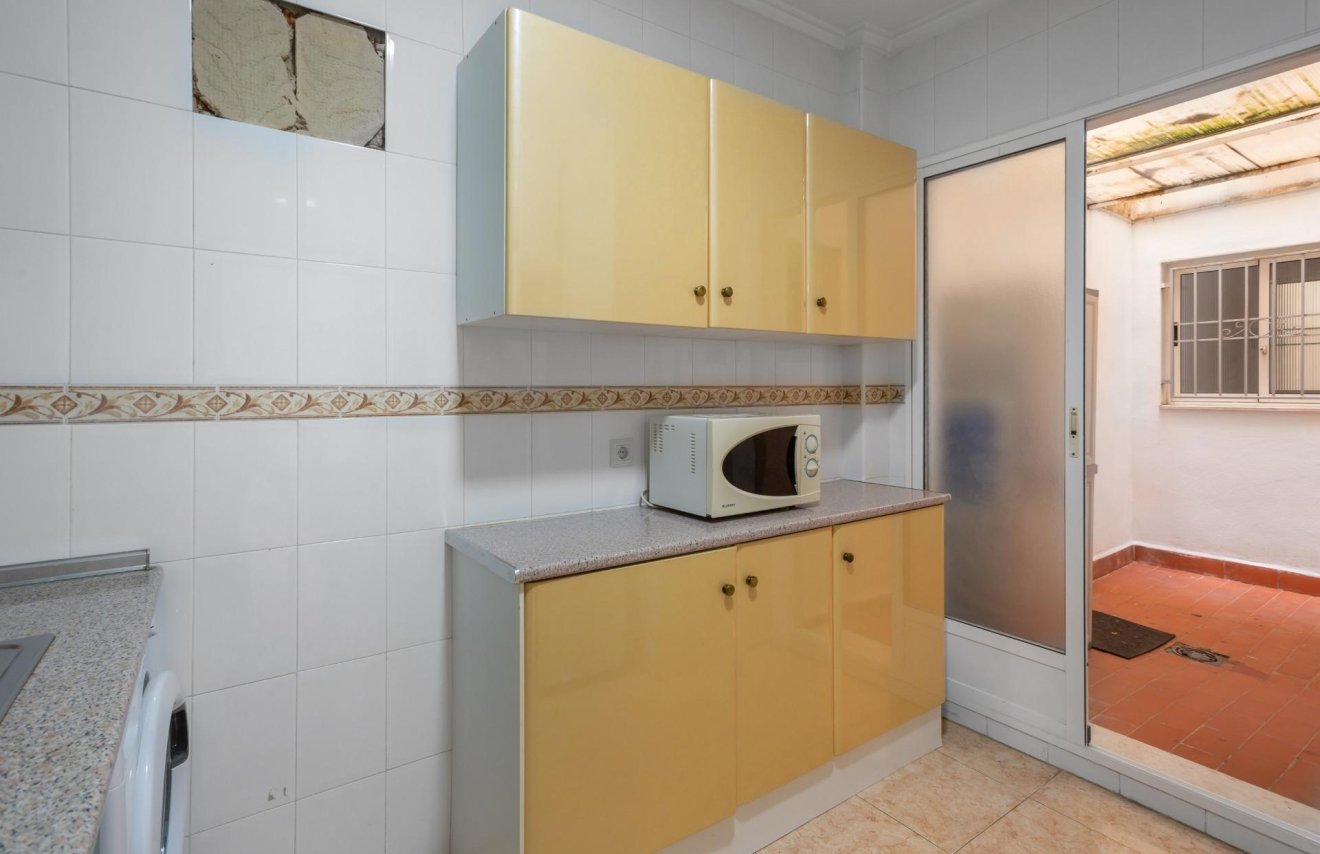 Revente - Apartamento - Torrevieja - Centro