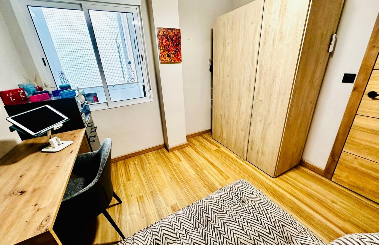 Reventa - Apartamento - Torrevieja - Acequion