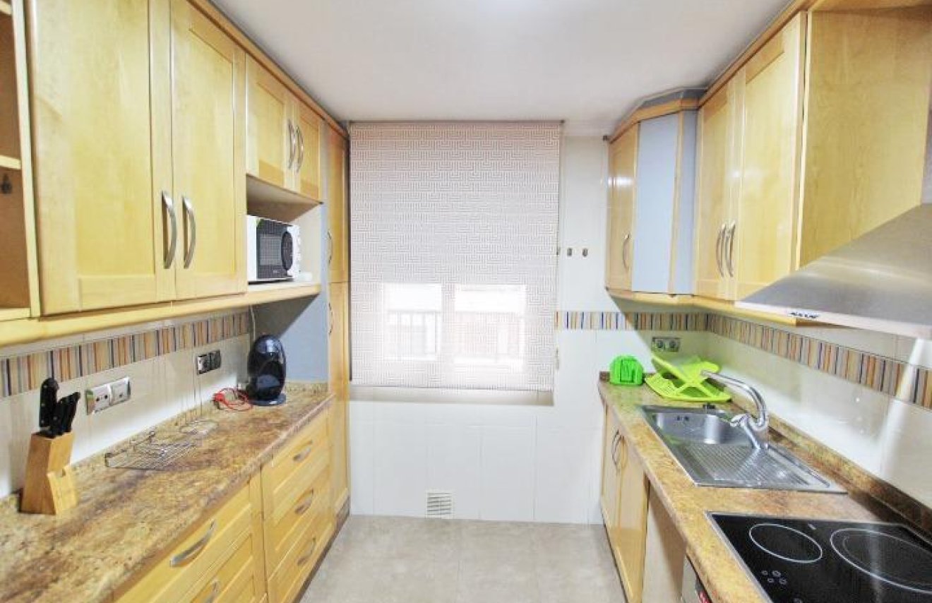 Alquiler a largo plazo - Apartamento - Guardamar del Segura - Pueblo