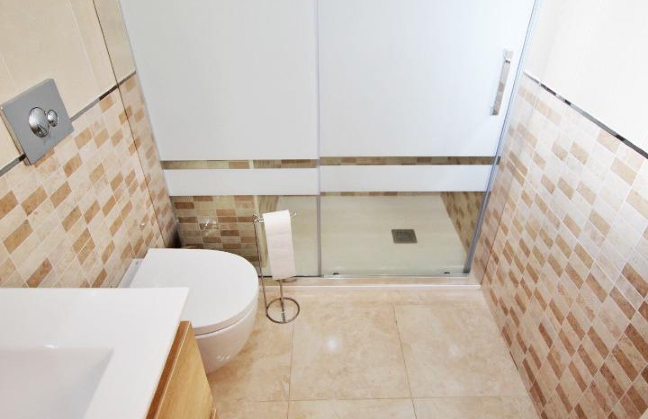 Alquiler a largo plazo - Apartamento - Guardamar del Segura - Pueblo