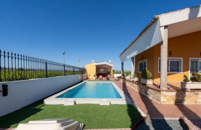 Revente - Chalet - Orihuela - Orihuela Ciudad