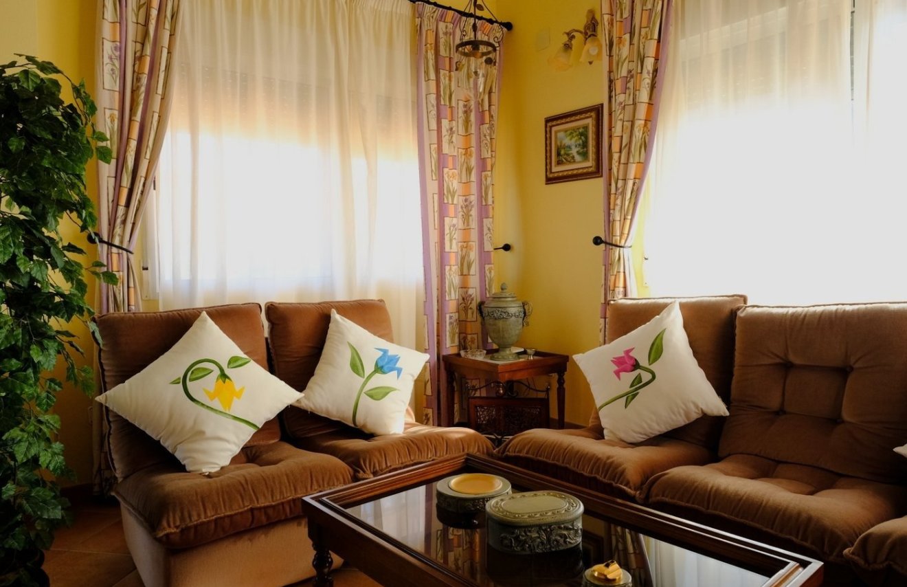 Revente - Chalet - Orihuela - Orihuela Ciudad