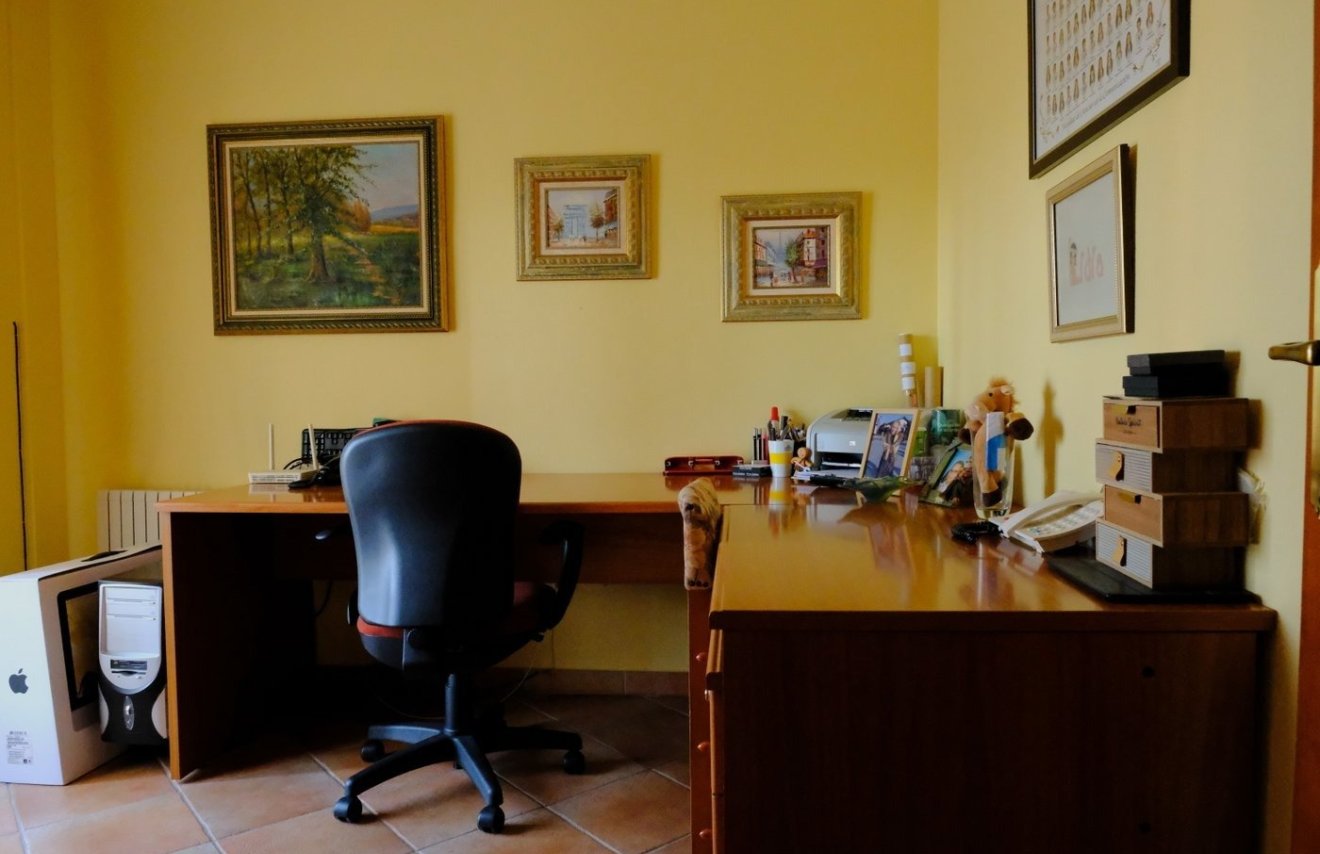 Revente - Chalet - Orihuela - Orihuela Ciudad