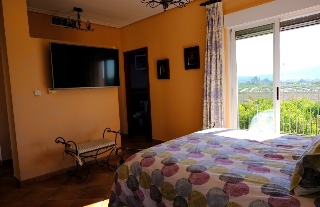 Revente - Chalet - Orihuela - Orihuela Ciudad