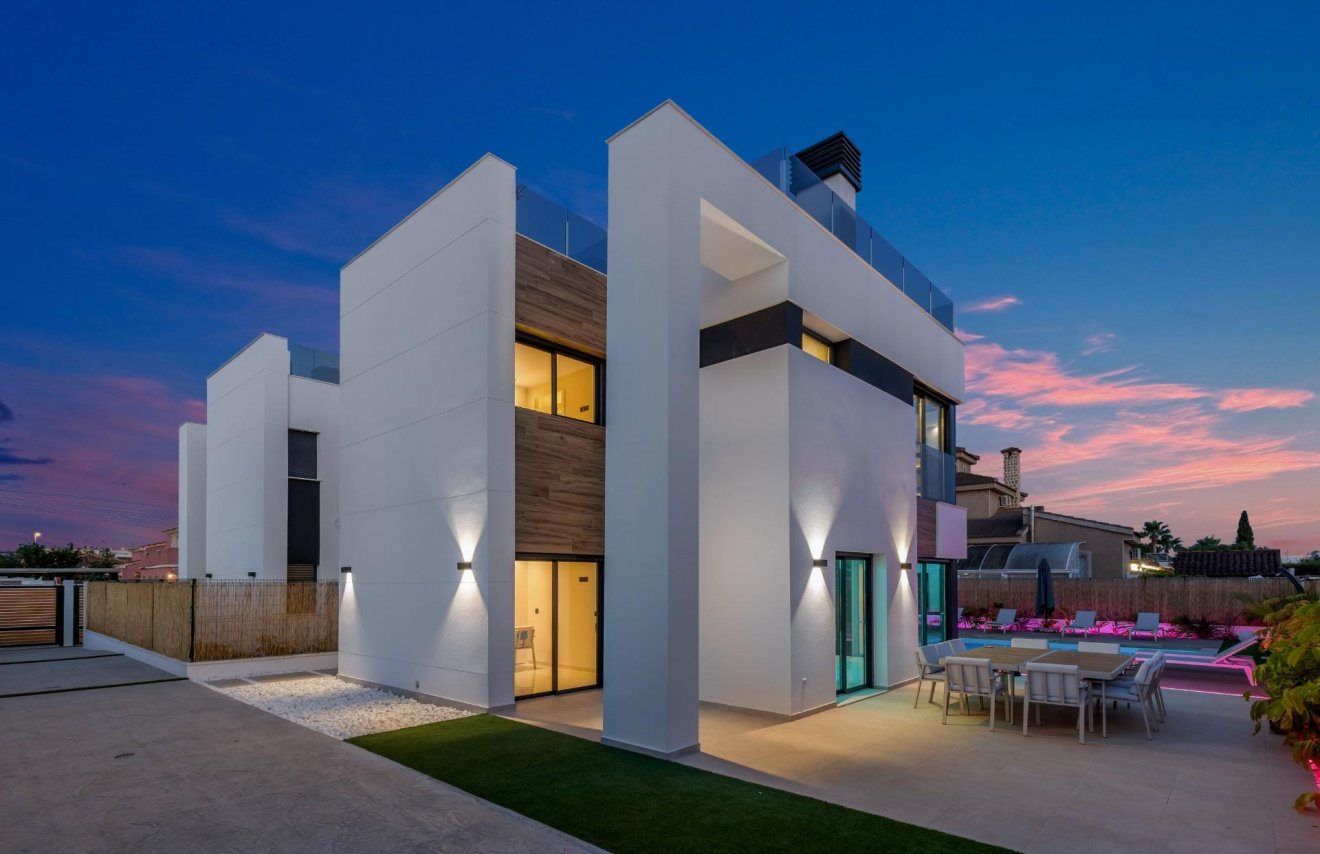 Reventa - Villa - Torrevieja - Torreta florida