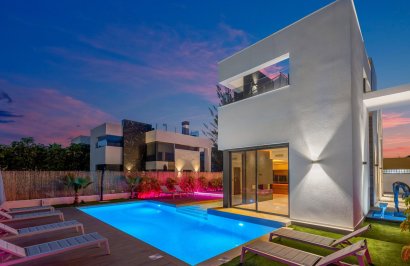 Reventa - Villa - Torrevieja - Torreta florida