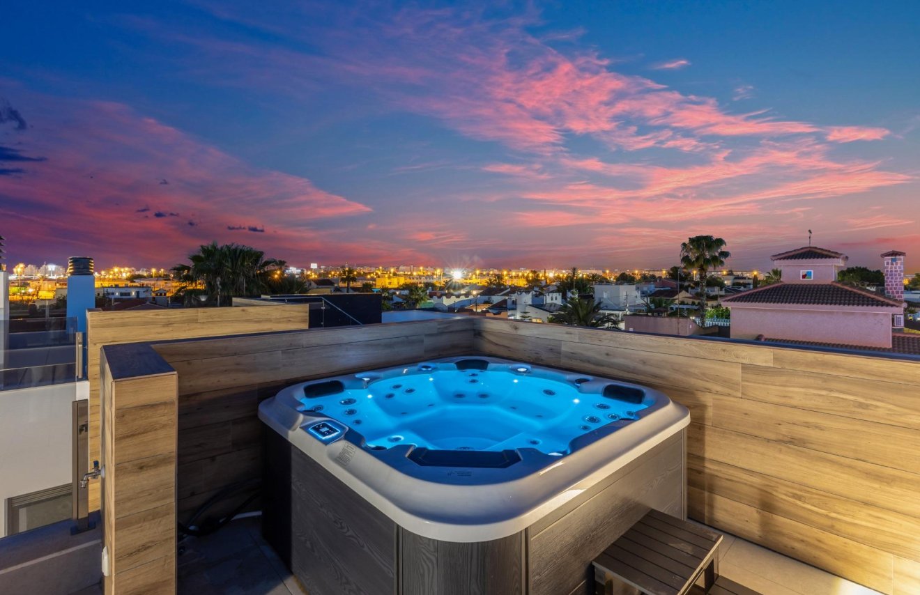 Reventa - Villa - Torrevieja - Torreta florida