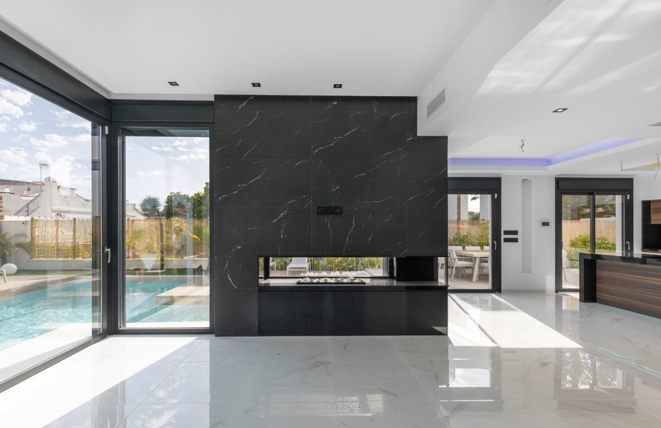 Reventa - Villa - Torrevieja - Torreta florida