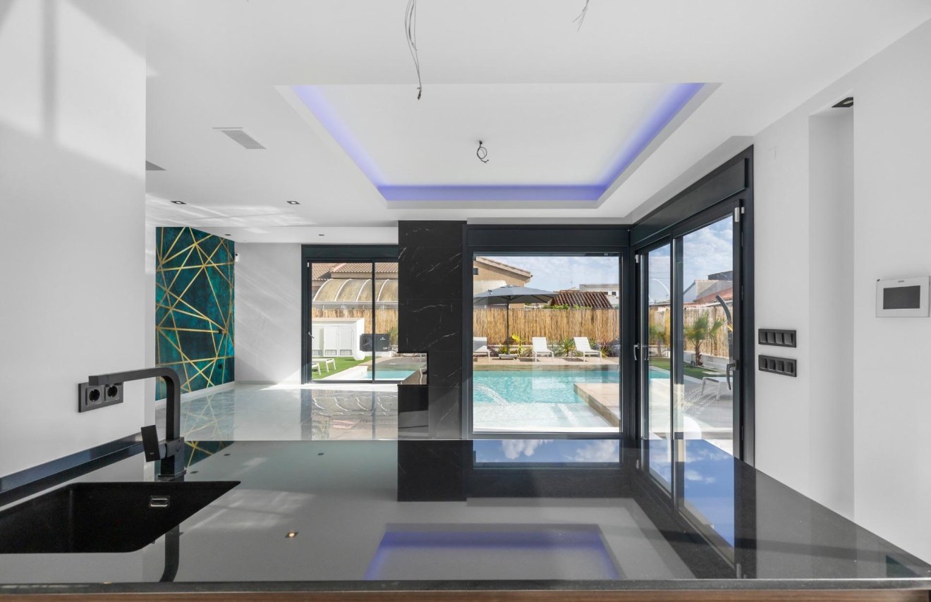 Reventa - Villa - Torrevieja - Torreta florida