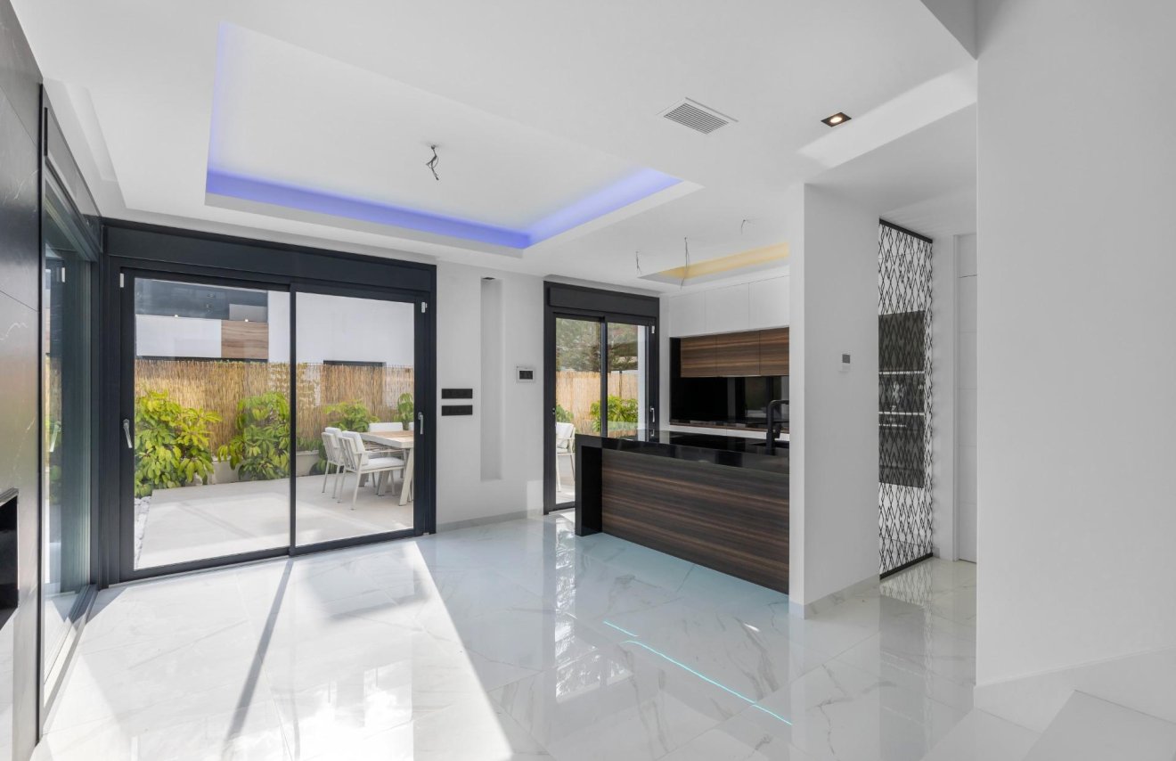 Reventa - Villa - Torrevieja - Torreta florida