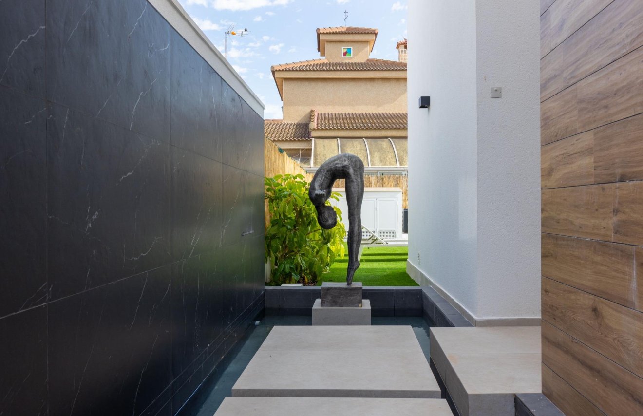 Reventa - Villa - Torrevieja - Torreta florida