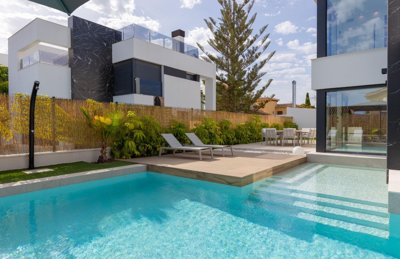 Reventa - Villa - Torrevieja - Torreta florida