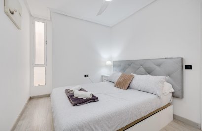 Reventa - Apartamento - Torrevieja - Playa de los Locos