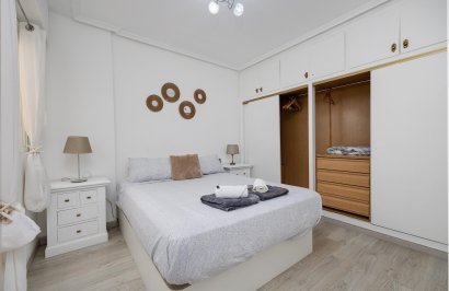 Reventa - Apartamento - Torrevieja - Playa de los Locos