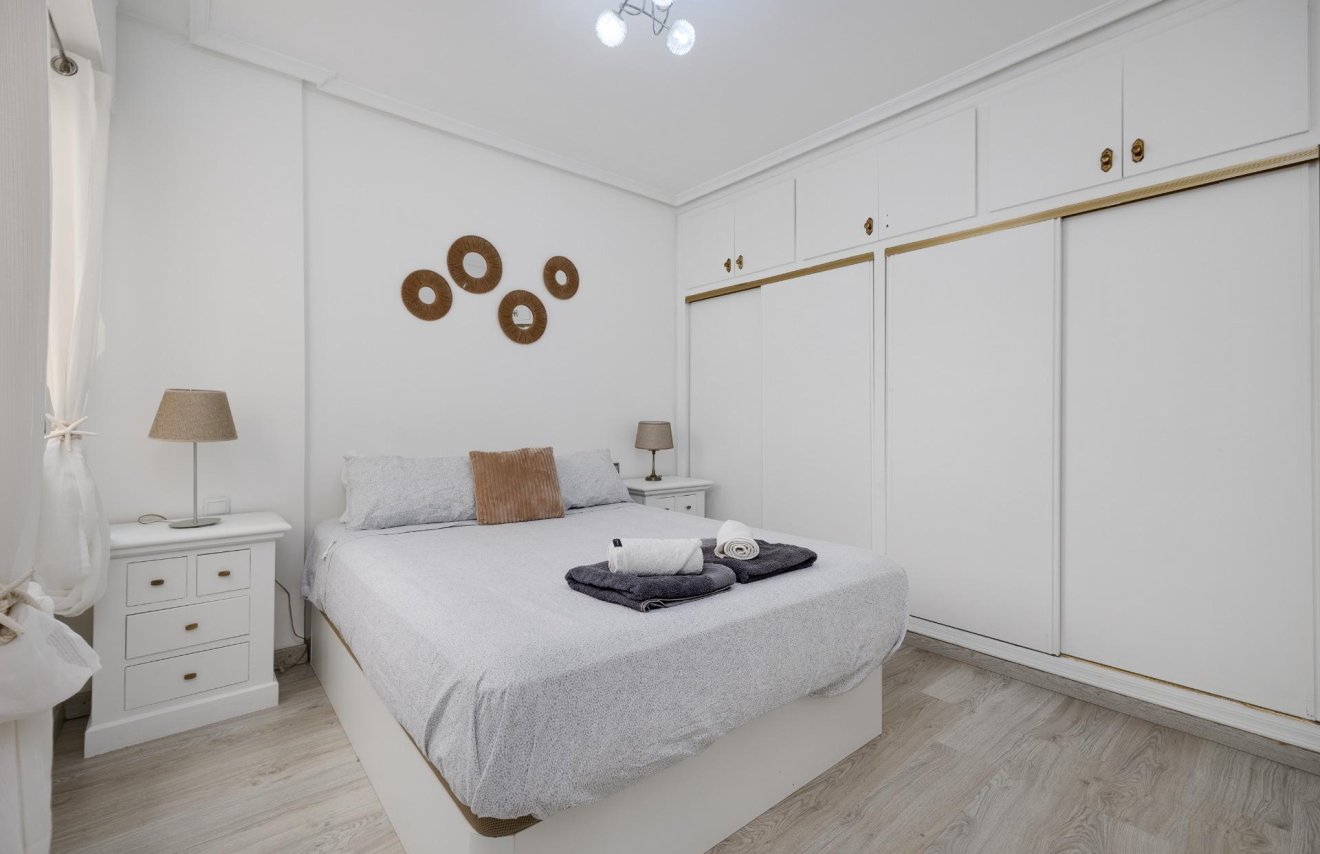 Reventa - Apartamento - Torrevieja - Playa de los Locos