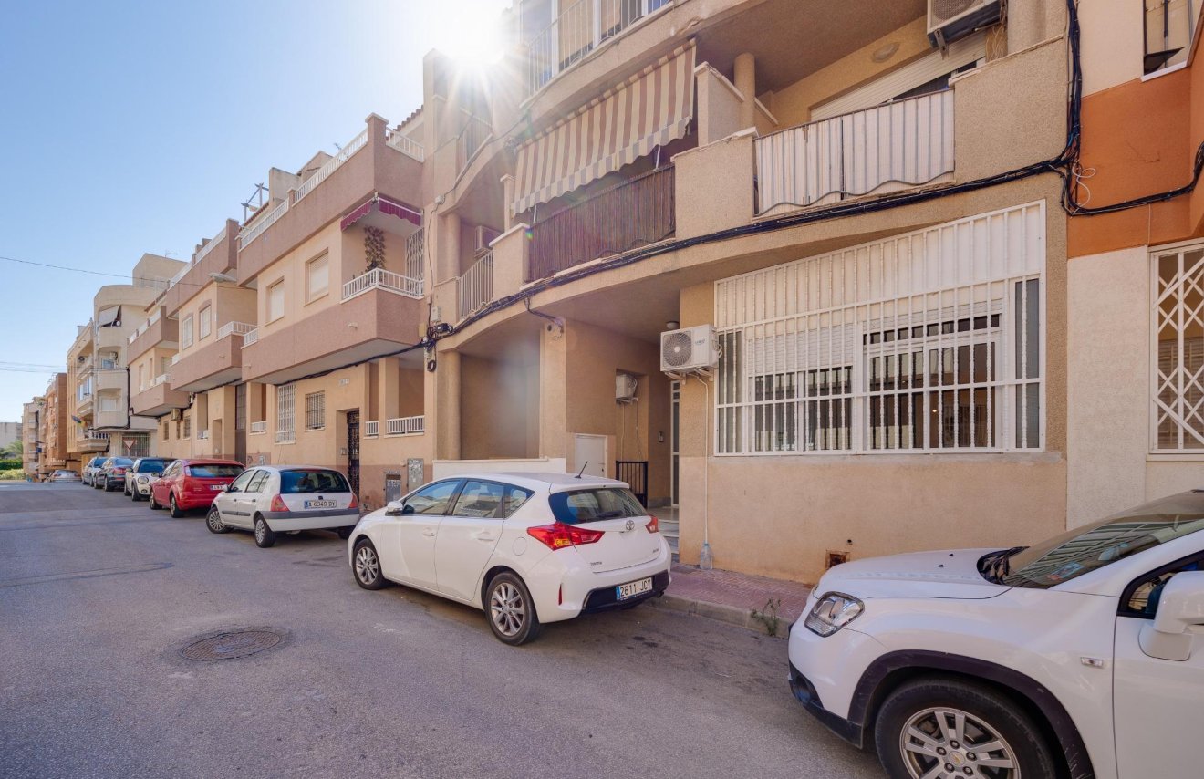 Reventa - Apartamento - Torrevieja - Playa de los Locos