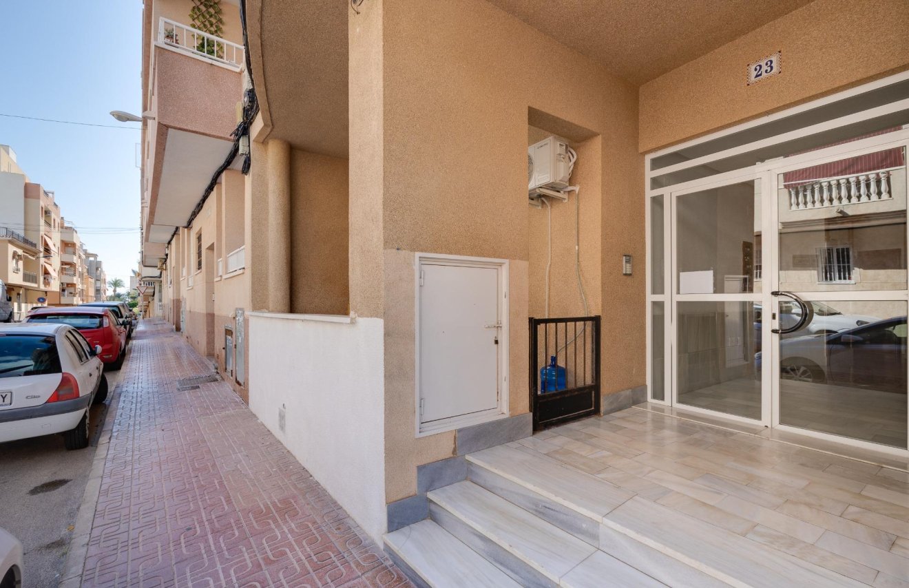 Reventa - Apartamento - Torrevieja - Playa de los Locos