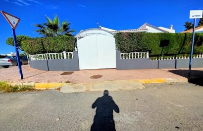 Reventa - Chalet - Orihuela Costa - La Florida