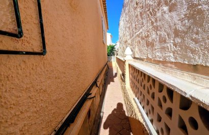 Reventa - Chalet - Orihuela Costa - La Florida