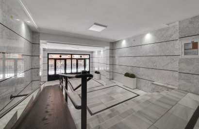 Revente - Apartamento - Torrevieja - Acequion