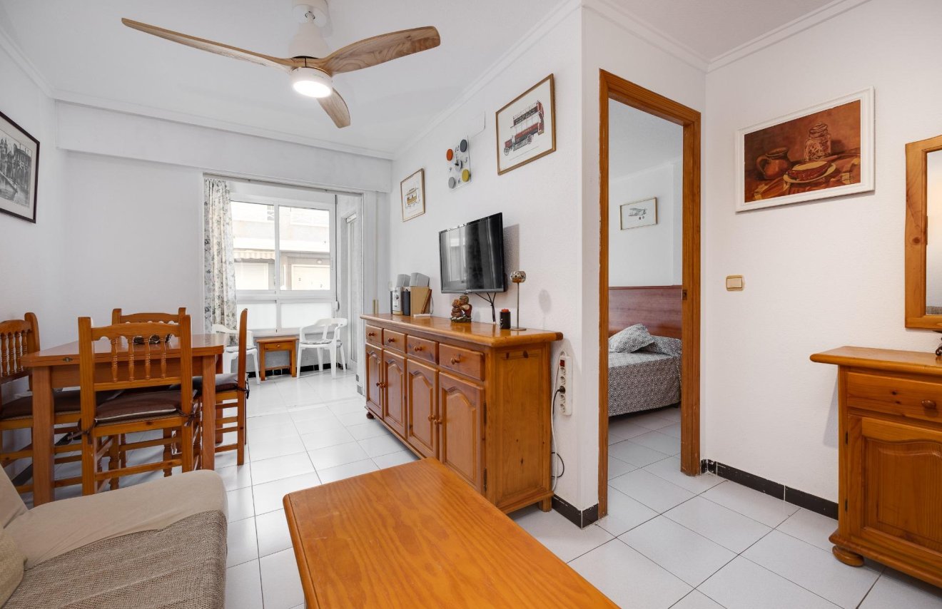 Revente - Apartamento - Torrevieja - Playa de los Locos