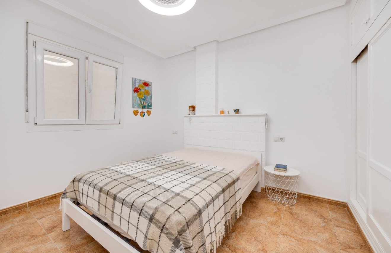 Revente - Apartamento - Torrevieja - Playa del Cura