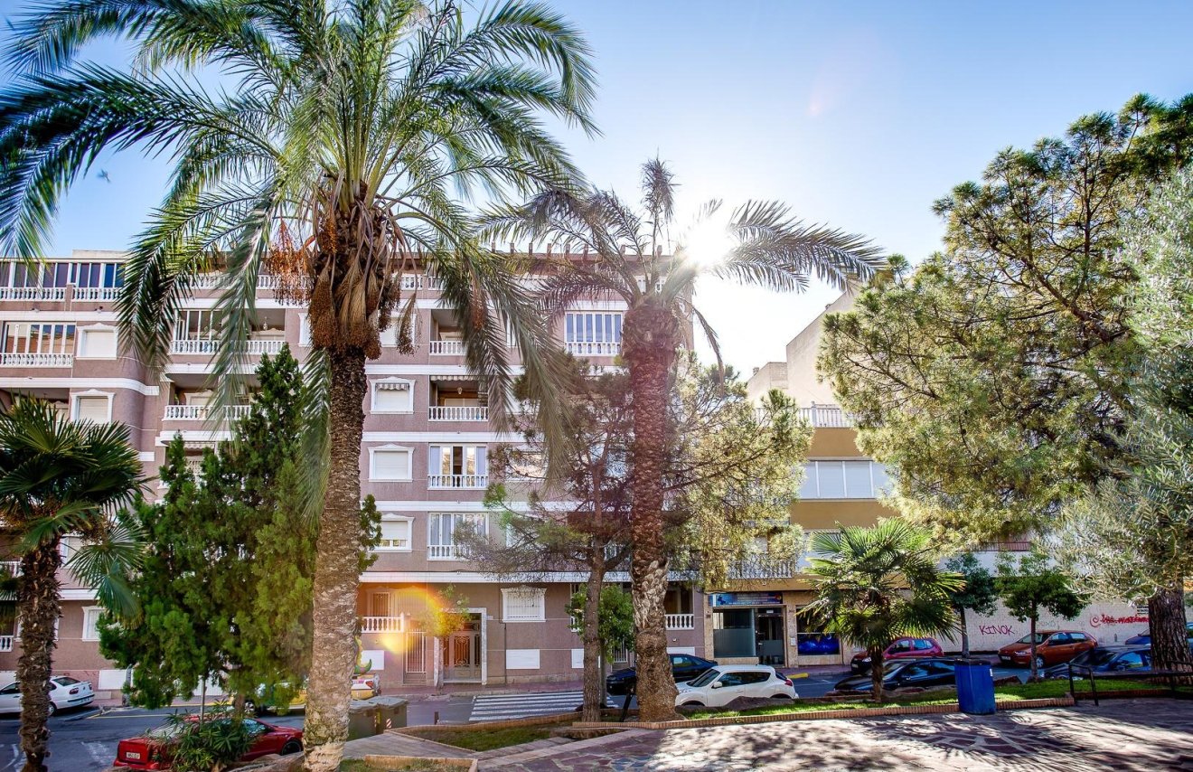 Revente - Apartamento - Torrevieja - Playa del Cura